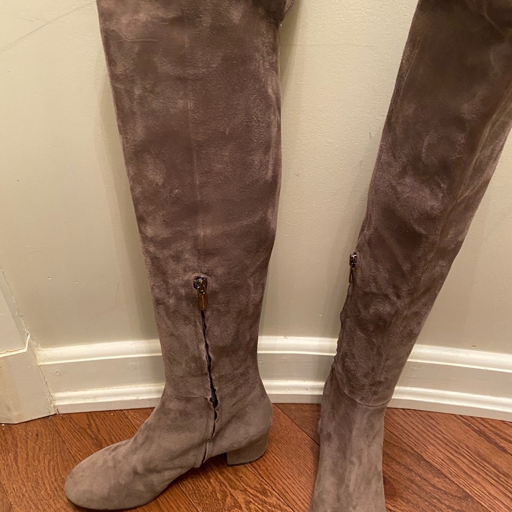 The seller knew high boot never worn